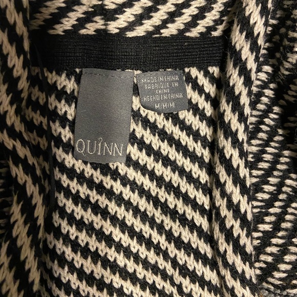 2-4-1 Francesca's Cardigans GREAT DEAL - Picture 3 of 14